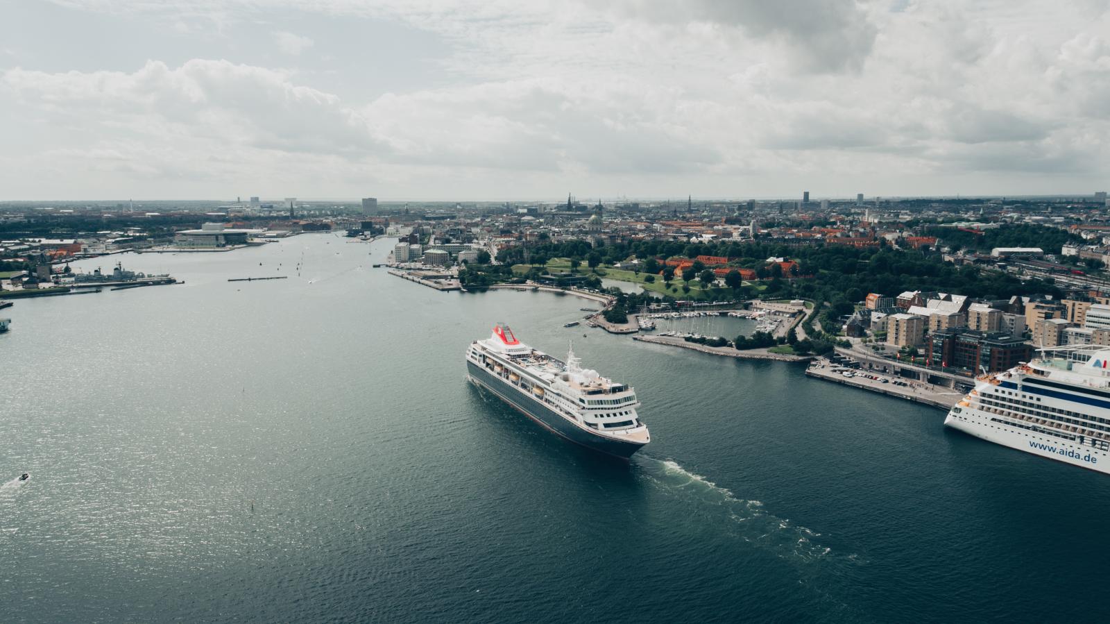 Cruise ship at Langelinie