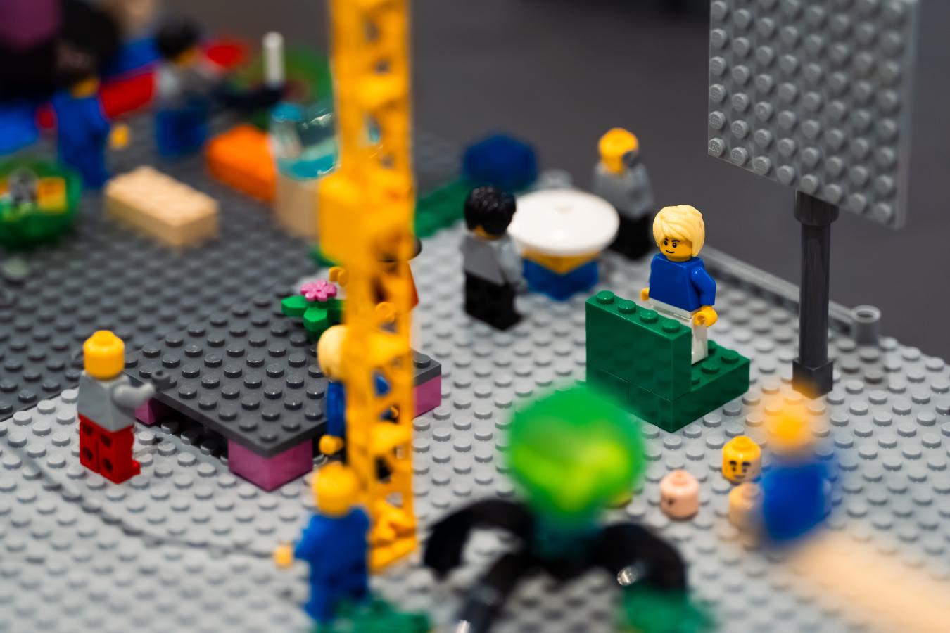 MDK - LEGO congress
